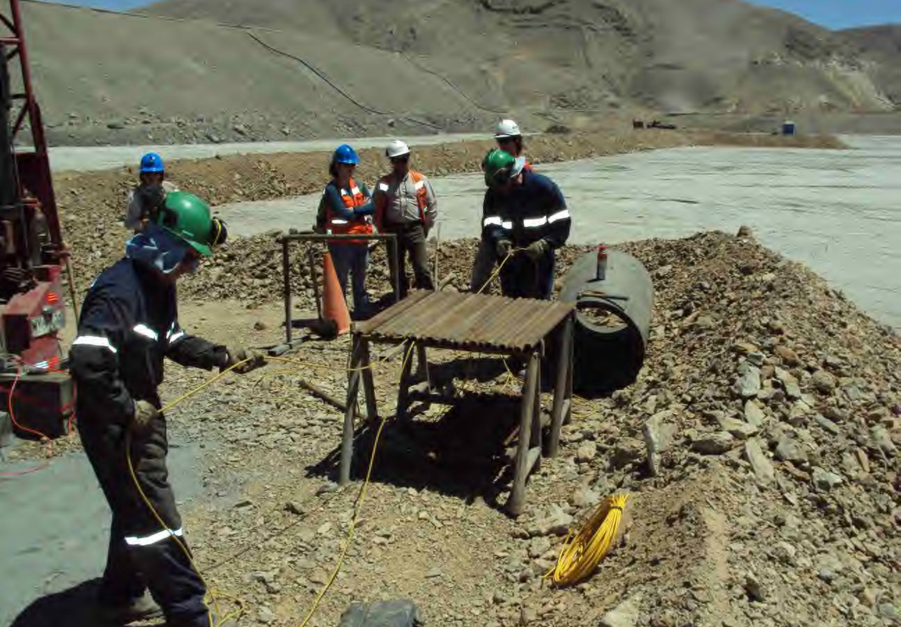 PROSPECCIONES sCPTu PARA ESTUDIO DE ESTABILIDAD SISMICA EMBALSE DE RELAVES CIA.  MINERA CANDELARIA - CCMC