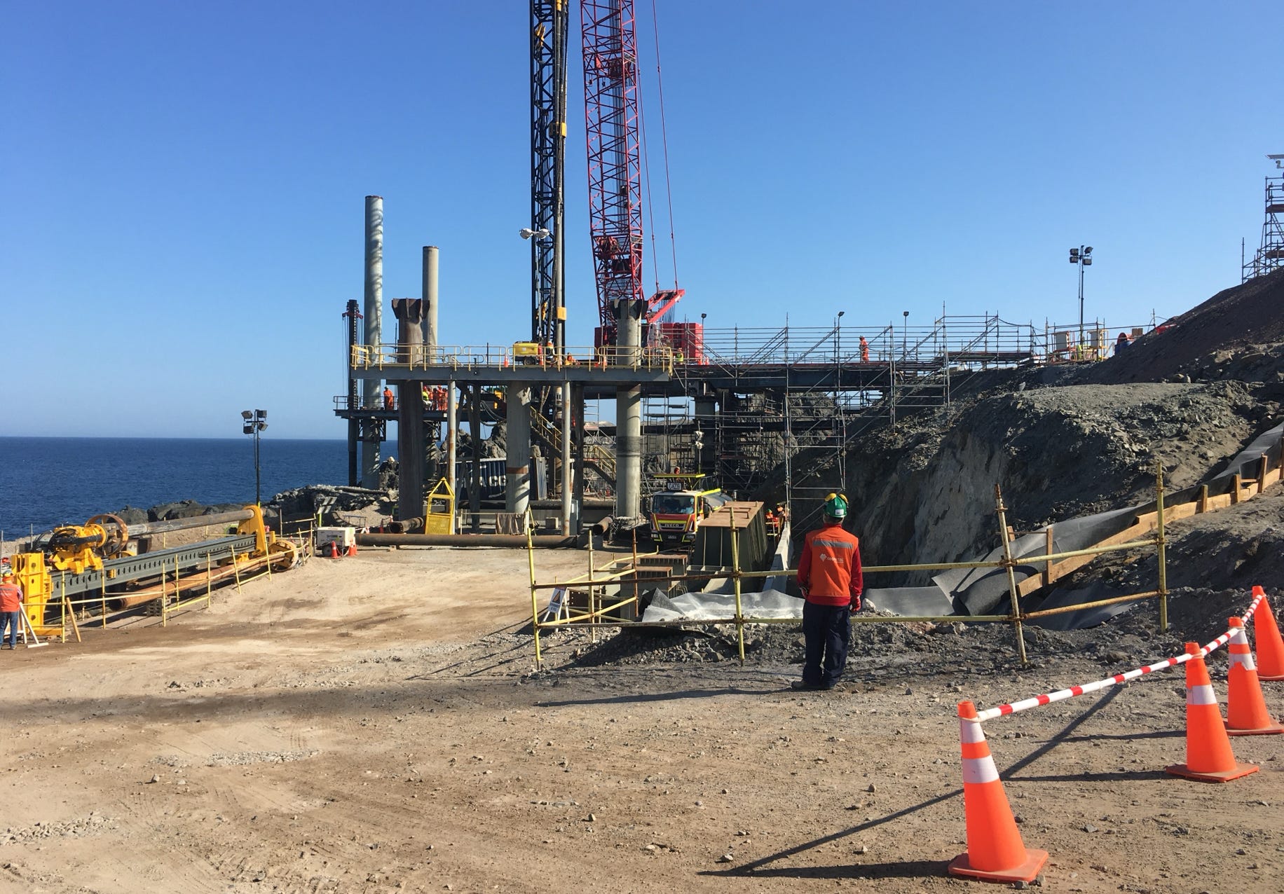 ASESORIA GEOTECNICA VALIDACION PRUEBAS DE CARGA DE TRACCION Y COMPRESION - PILOTE PP1 PUERTO QUEBRADA BLANCA FASE 2 - QB2 MINERA TECK